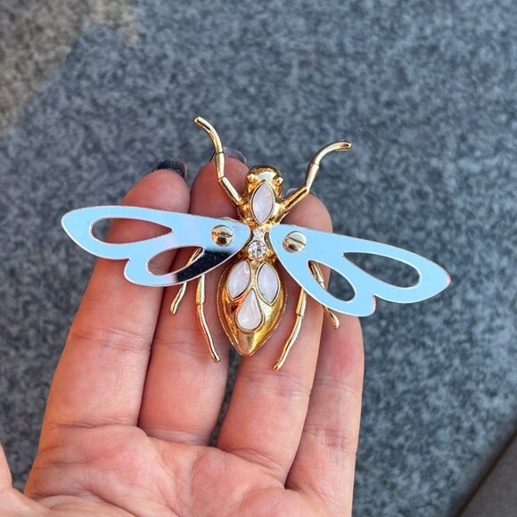 Large Gold & Silver Toned Fly Insect Brooch - Picture 6 of 6